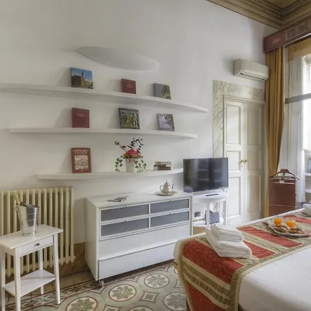 Duomo Suite Central Home-2